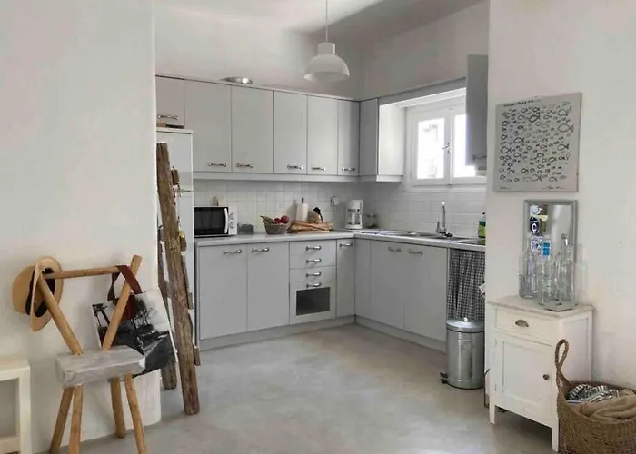 Letihome Paros Aspro Chorio